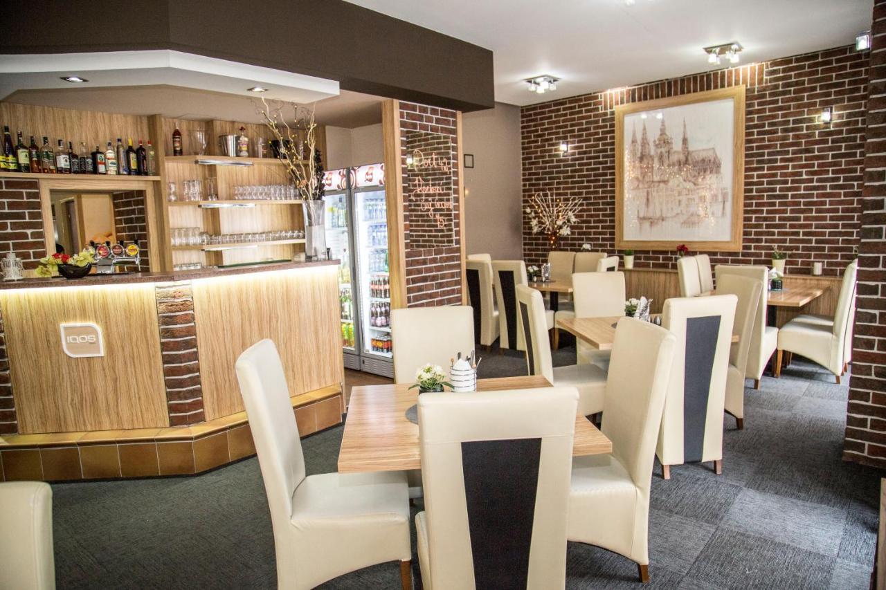Hotel U Mesta Prahy Náchod Zewnętrze zdjęcie