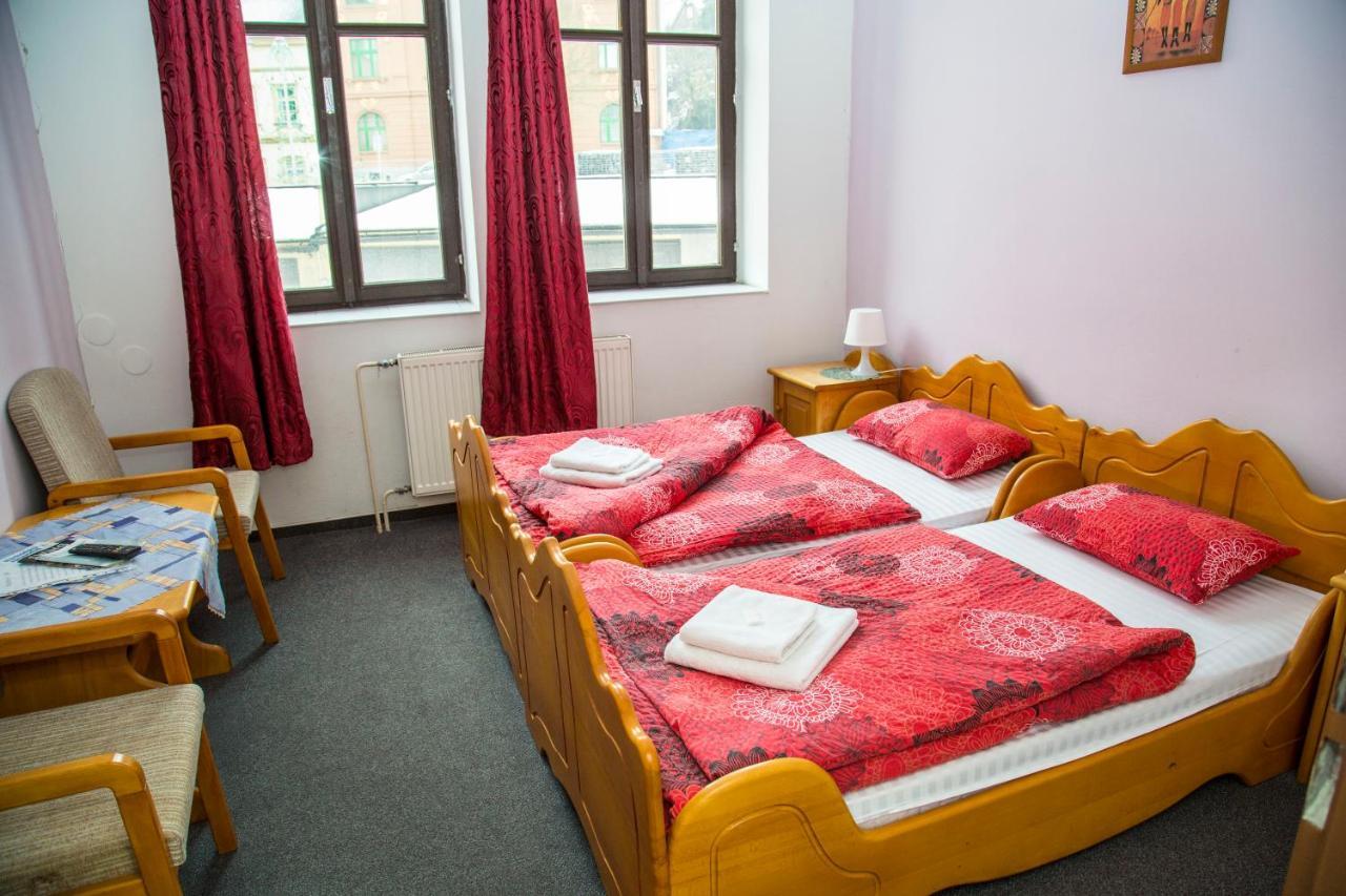 Hotel U Mesta Prahy Náchod Zewnętrze zdjęcie