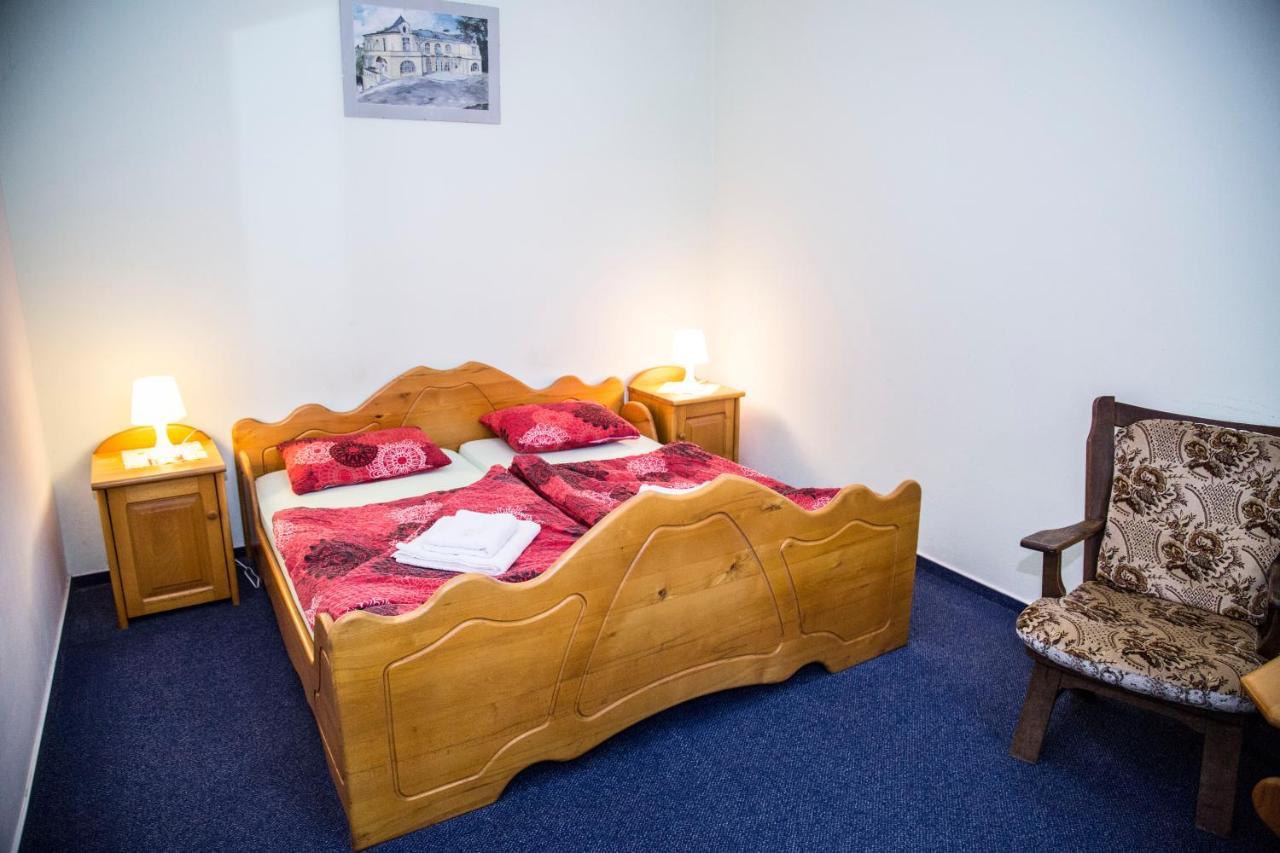 Hotel U Mesta Prahy Náchod Zewnętrze zdjęcie